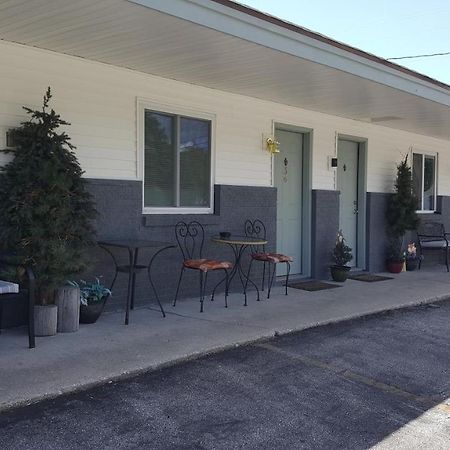 Bear Cove Inn Saint Ignace Luaran gambar
