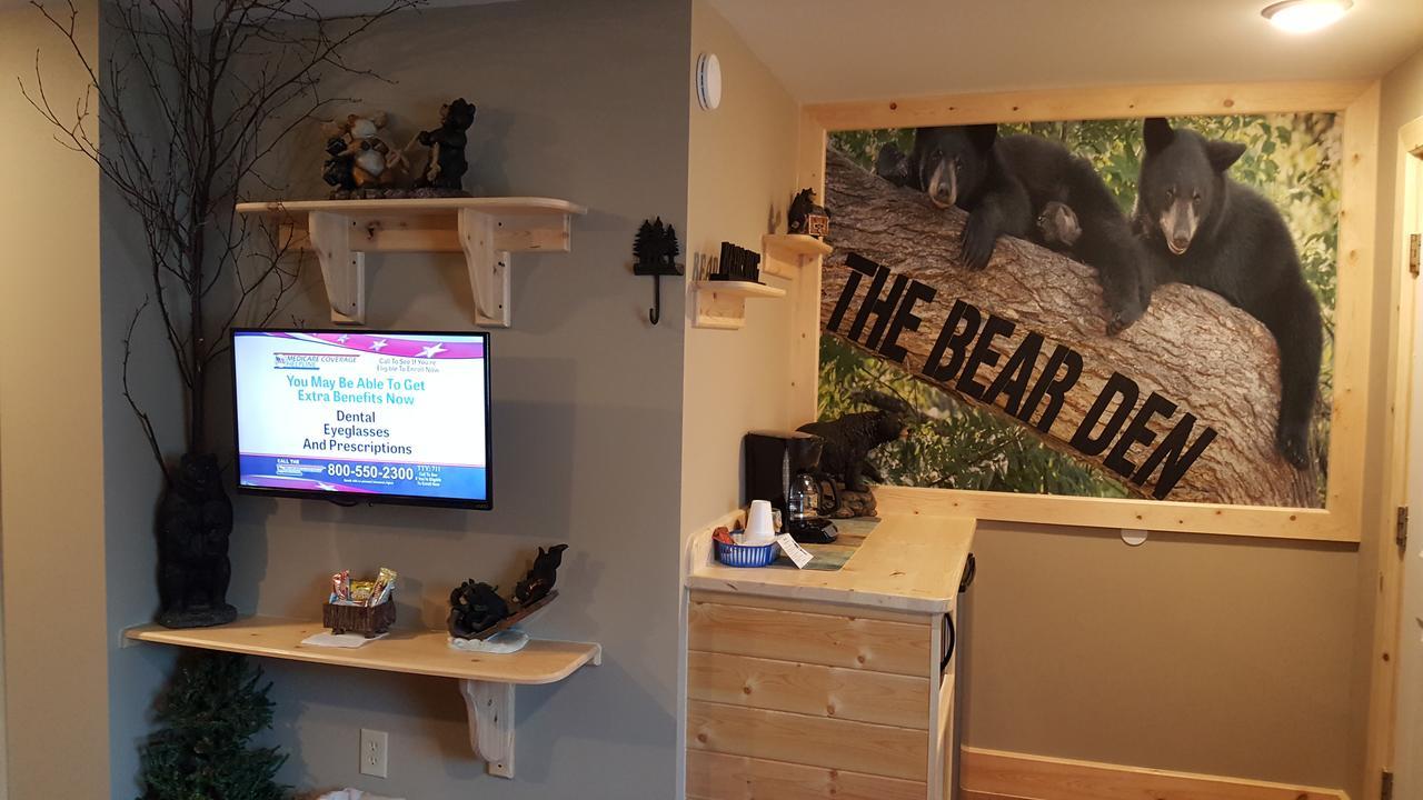 Bear Cove Inn Saint Ignace Luaran gambar