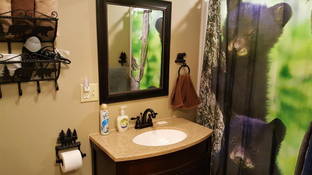 Bear Cove Inn Saint Ignace Luaran gambar