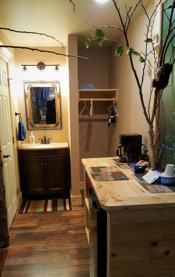 Bear Cove Inn Saint Ignace Luaran gambar